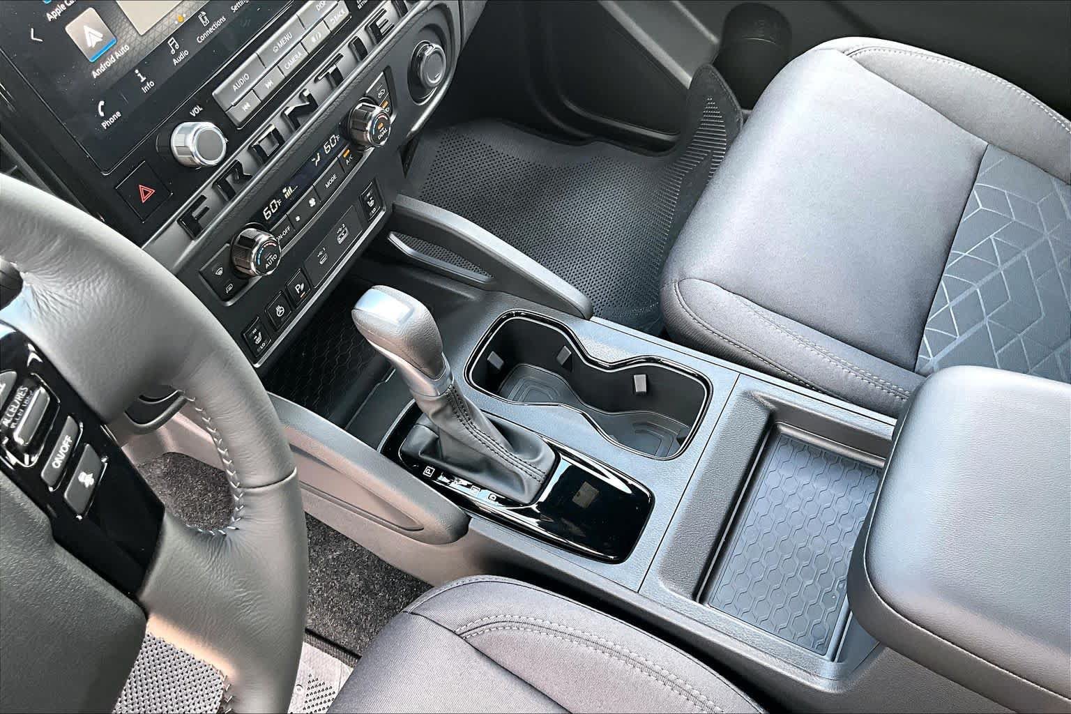 New 2027 Nissan Frontier SV w/ SV Convenience Package RWD image 7