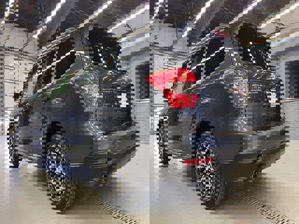 Used 2016 Subaru Forester 2.0XT Touring w/ Eyesight & Navigation System image 5