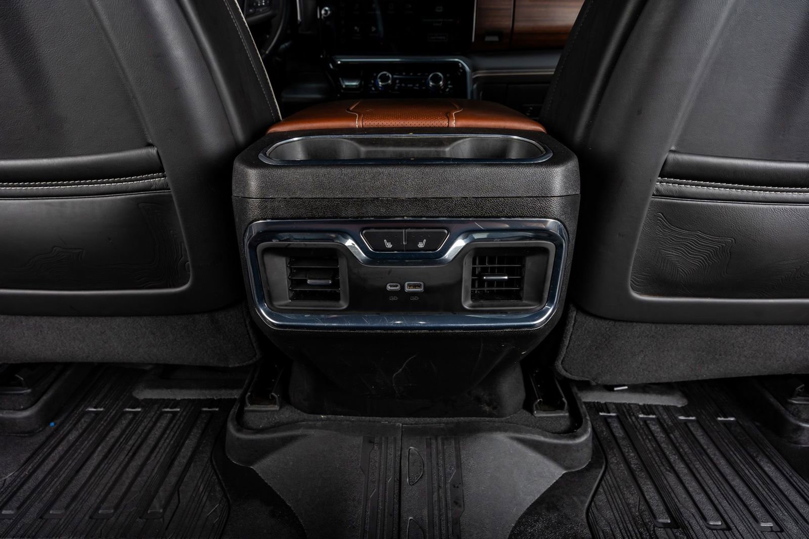 Used 2025 GMC Sierra 2500 Denali Ultimate image 32