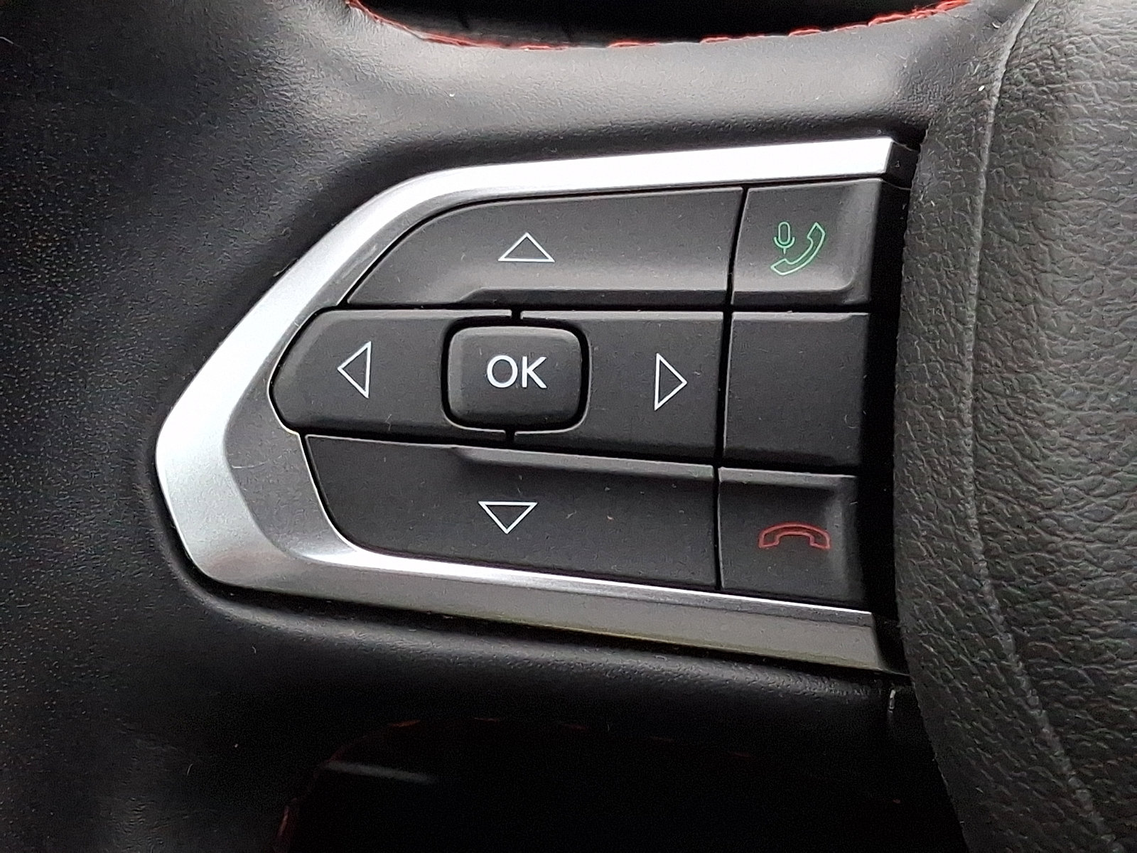 Certified 2022 Jeep Compass Trailhawk w/ Trailhawk Convenience Group AWD/4WD image 21