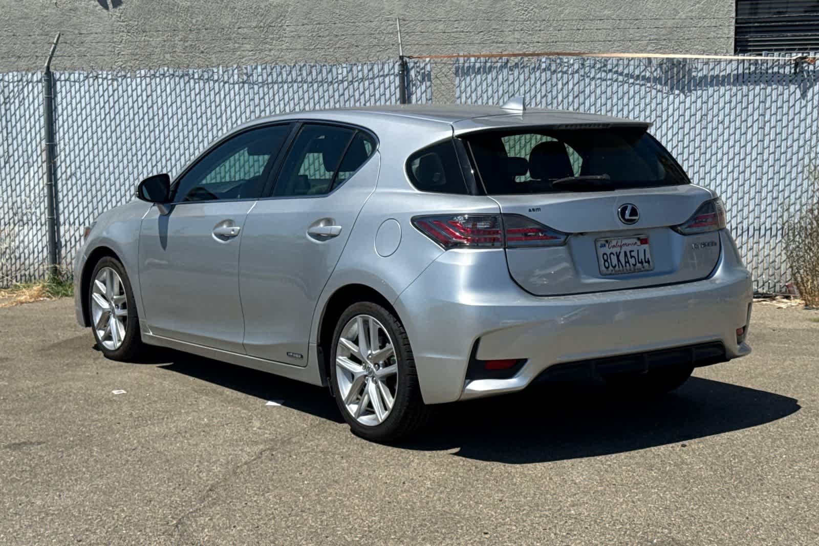 Used 2014 Lexus CT 200h FWD image 5