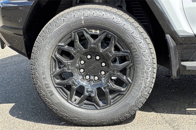 New 2025 GMC Hummer EV 2X image 26