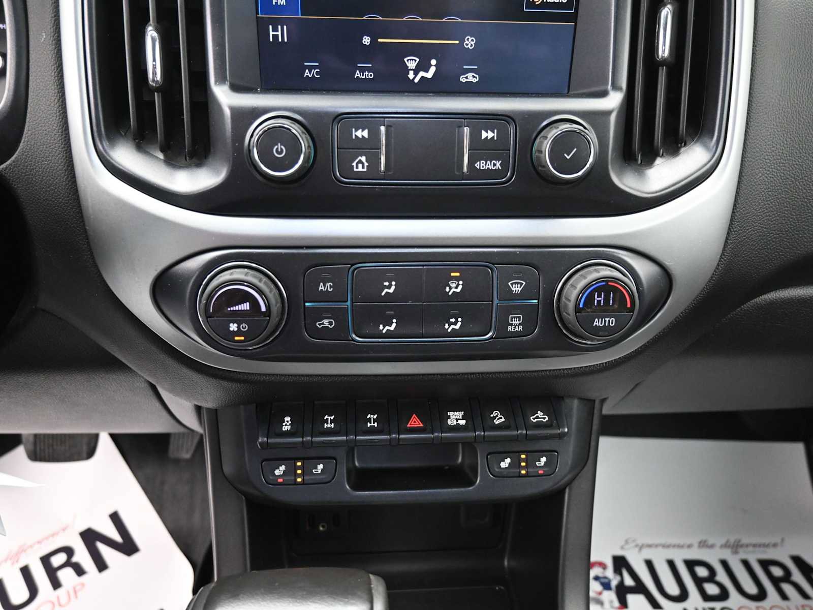 Used 2019 Chevrolet Colorado ZR2 image 9