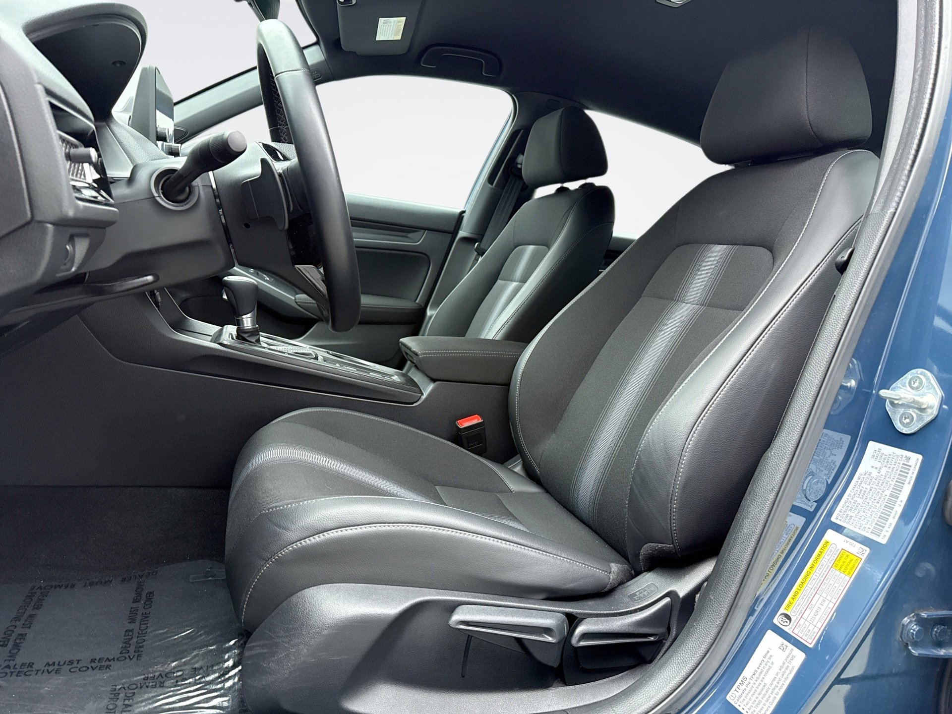 Used 2025 Honda Civic Sport image 11