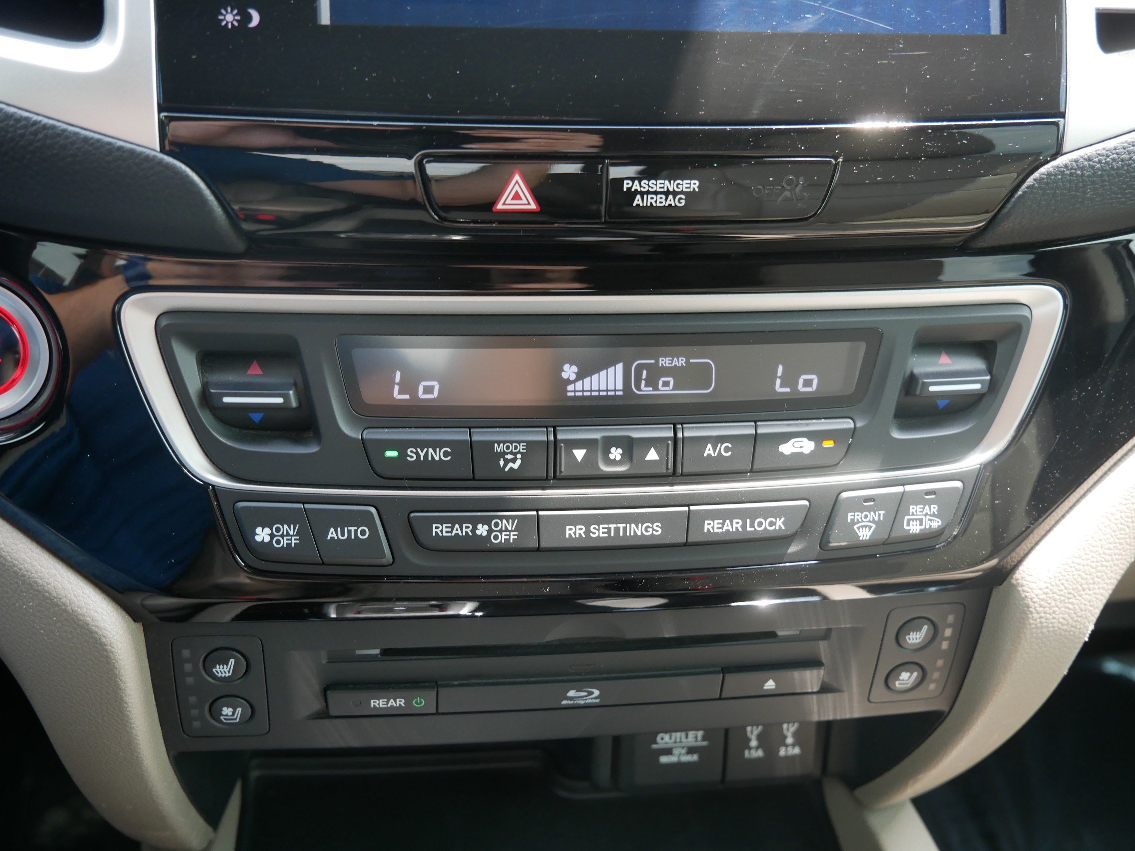 Used 2016 Honda Pilot Elite image 23