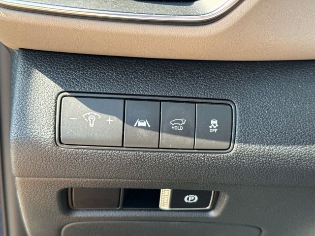 Used 2023 Hyundai Santa Fe SEL FWD image 28