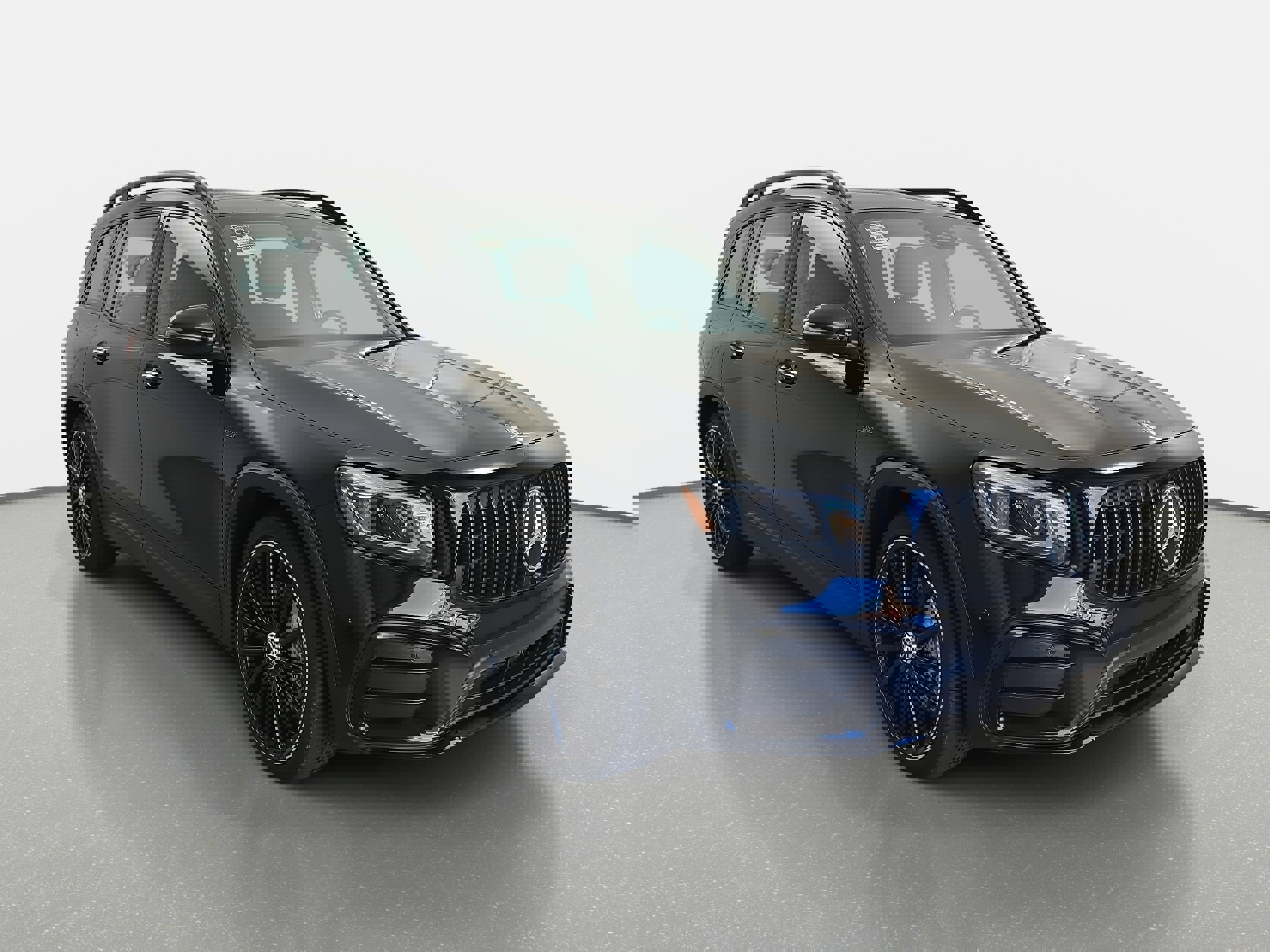 Used 2025 Mercedes-Benz GLB 35 AMG 4MATIC image 3