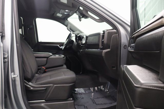 Used 2025 Chevrolet Silverado 1500 LT image 15