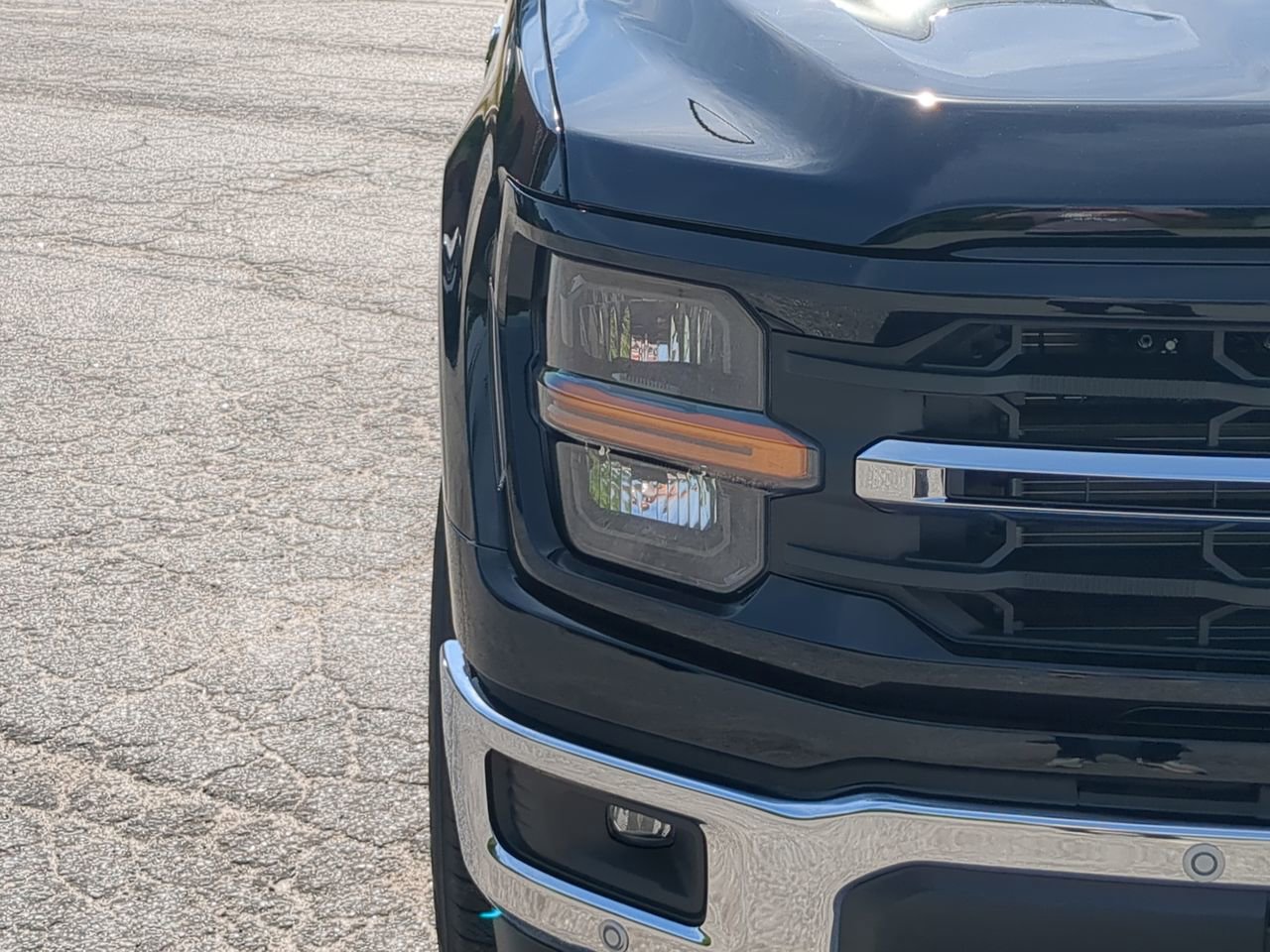 New 2026 Ford F150 XLT RWD image 8