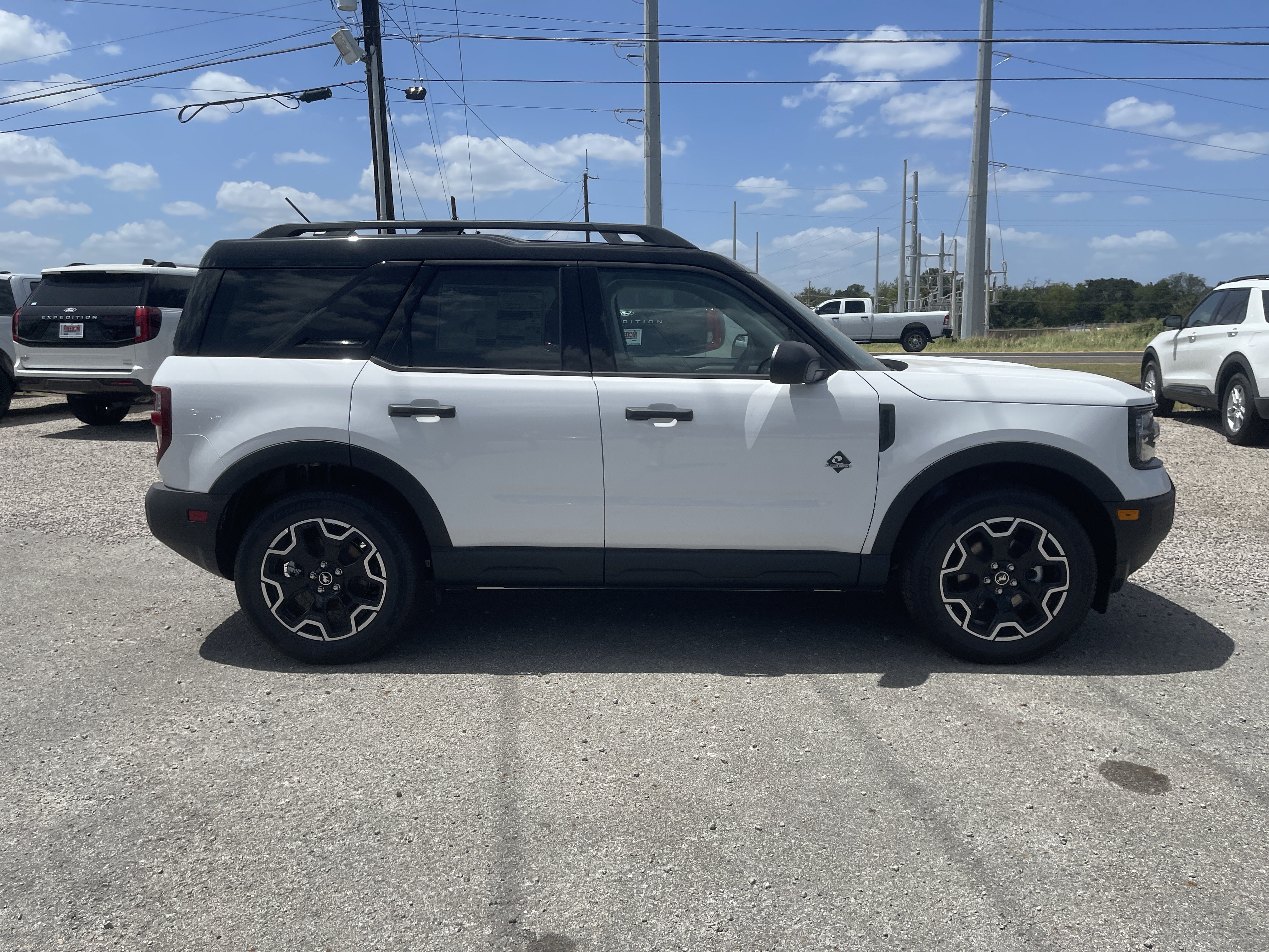 New 2026 Ford Bronco Sport Outer Banks AWD/4WD image 3