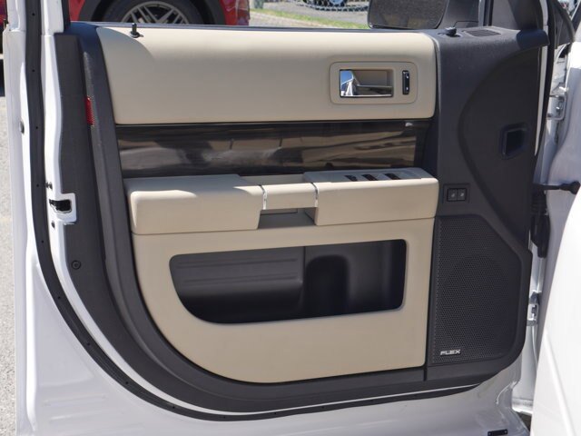 Certified 2019 Ford Flex SEL w/ Equipment Group 202A AWD/4WD image 35