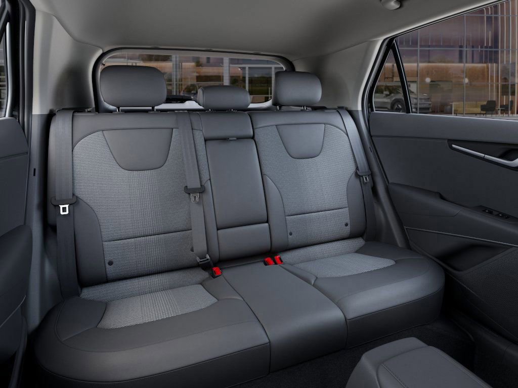 New 2025 Kia Niro EX image 16