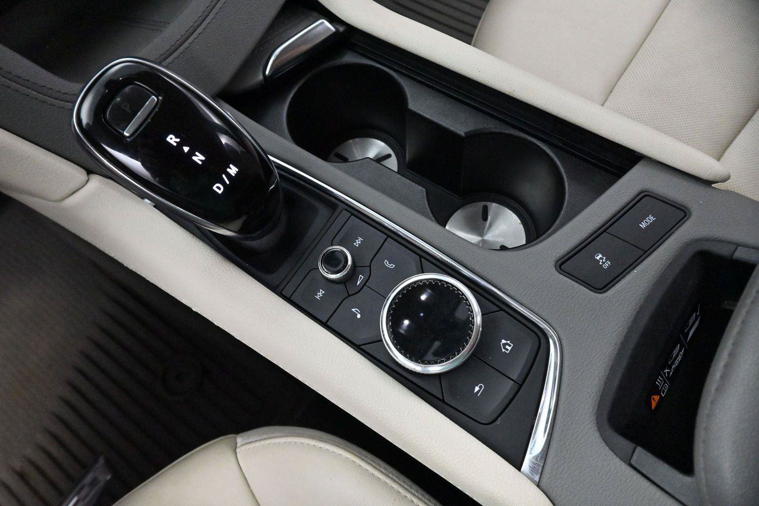 Used 2020 Cadillac XT6 Premium Luxury AWD/4WD image 26