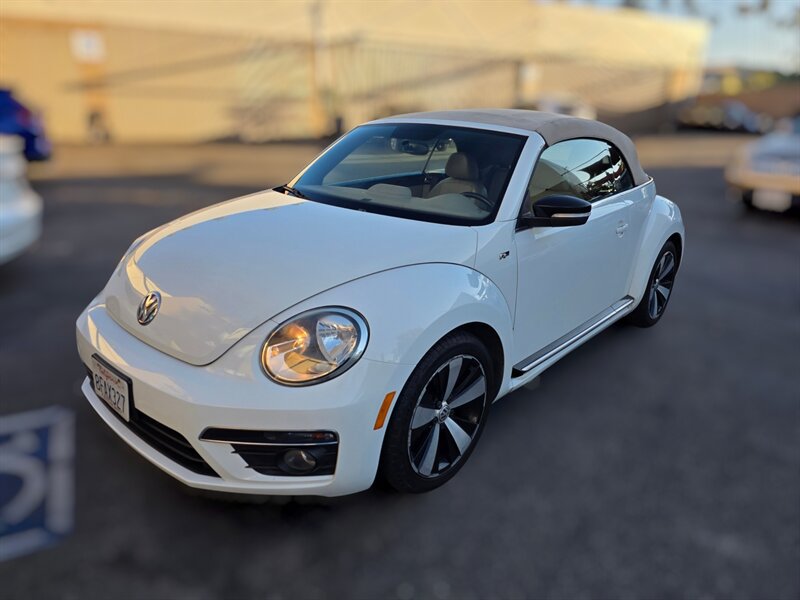 Used 2015 Volkswagen Beetle R-Line FWD image 1