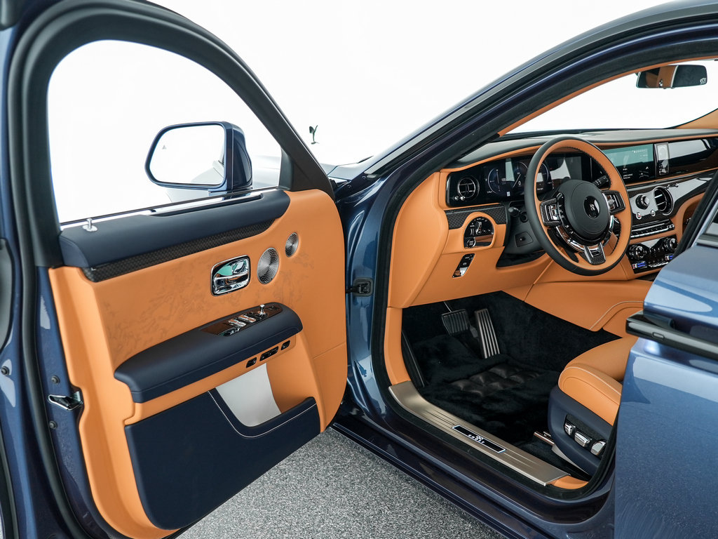 New 2027 Rolls-Royce Ghost Black Badge AWD/4WD image 13