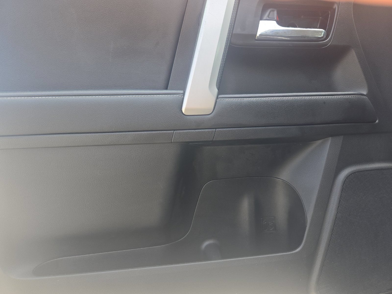 Used 2022 Toyota 4Runner SR5 RWD image 10