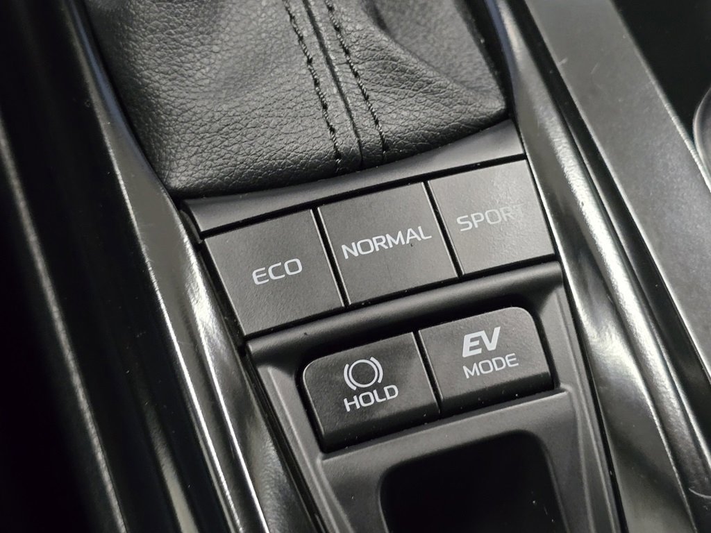 Certified 2025 Toyota Camry SE image 7