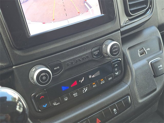 Used 2024 RAM ProMaster 2500 w/ Convenience Group image 21