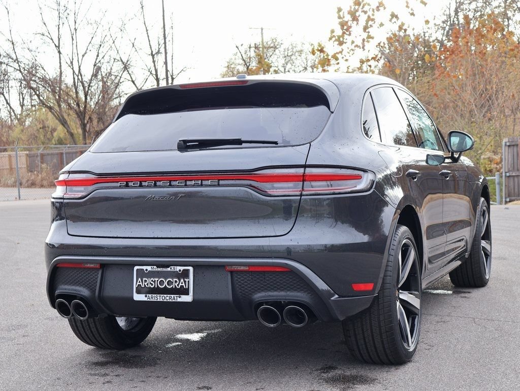 Certified 2026 Porsche Macan Turbo AWD/4WD image 8