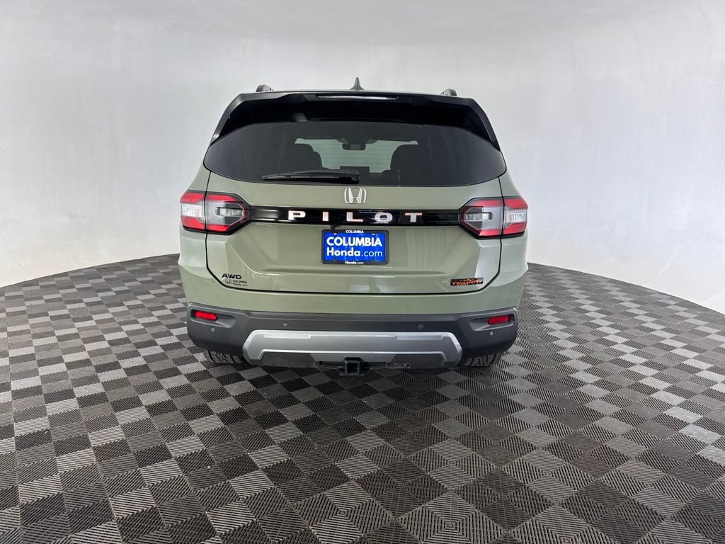 Used 2026 Honda Pilot TrailSport image 8