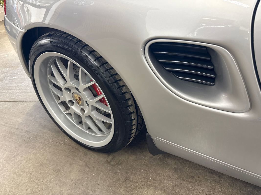 Used 2000 Porsche Boxster S image 31