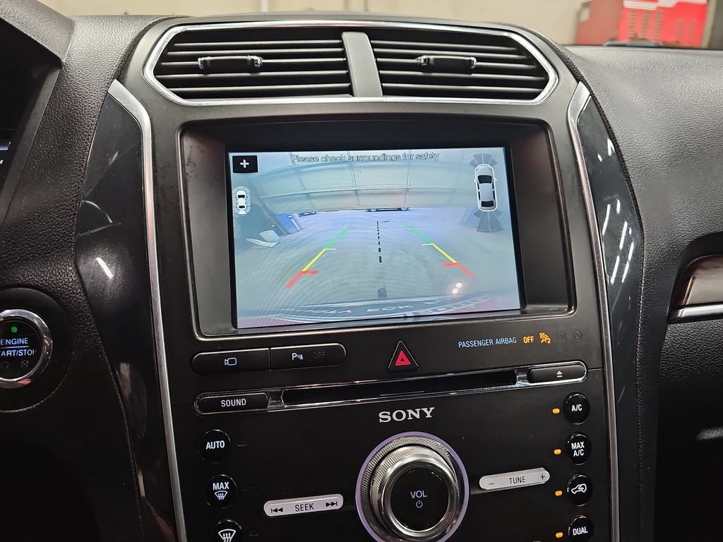Used 2018 Ford Explorer Limited AWD/4WD image 23