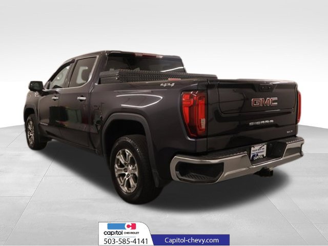 Used 2022 GMC Sierra 1500 SLT AWD/4WD image 6