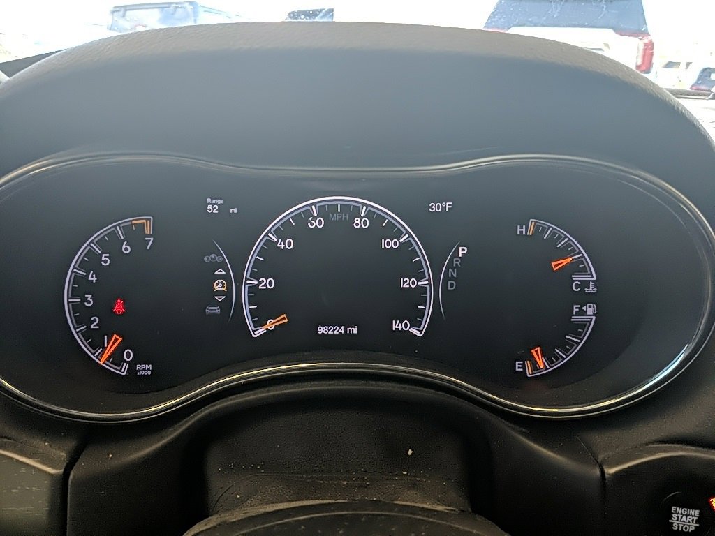 Used 2018 Jeep Grand Cherokee Laredo image 26