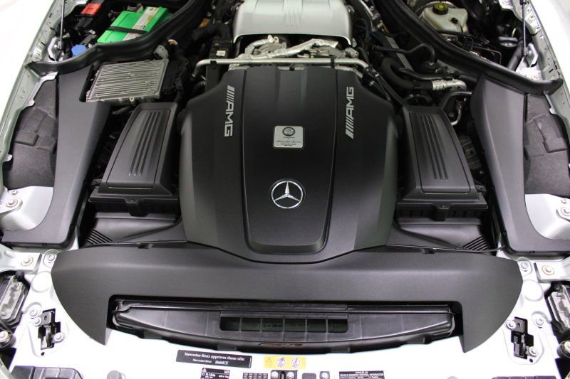 Used 2019 Mercedes-Benz AMG GT Roadster image 33