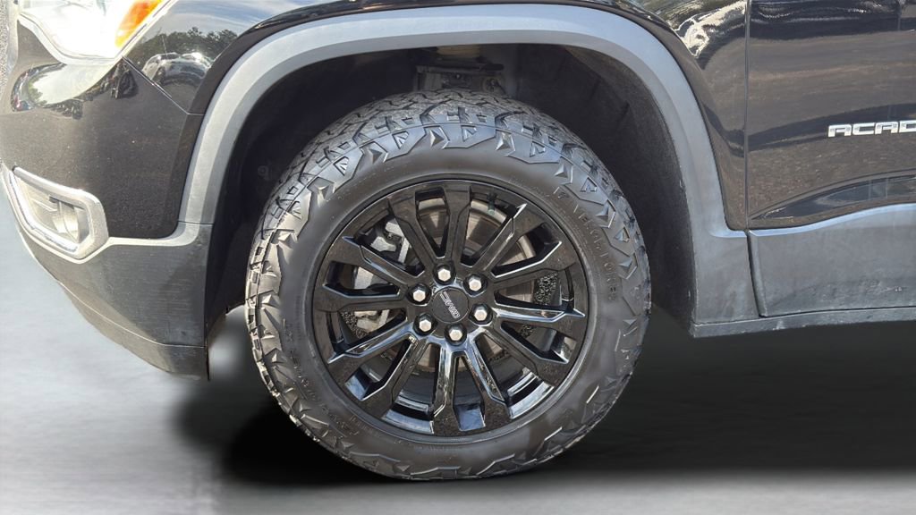 Used 2018 GMC Acadia SLE image 9