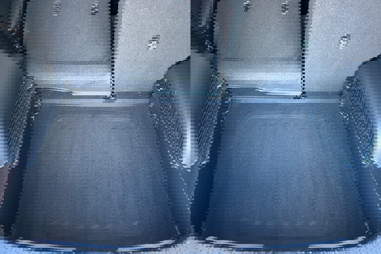 Used 2025 Kia Soul LX w/ LX Technology Package image 16