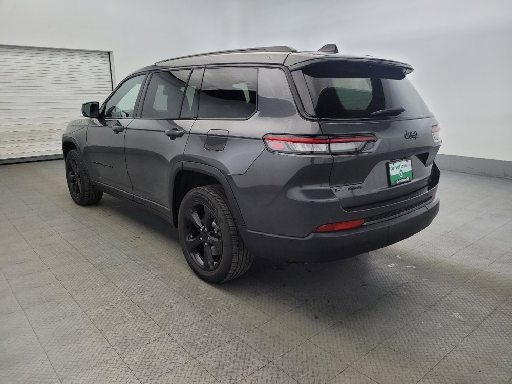 Used 2023 Jeep Grand Cherokee L Laredo AWD/4WD image 5