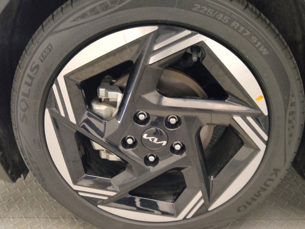Used 2025 Kia K4 EX FWD image 31