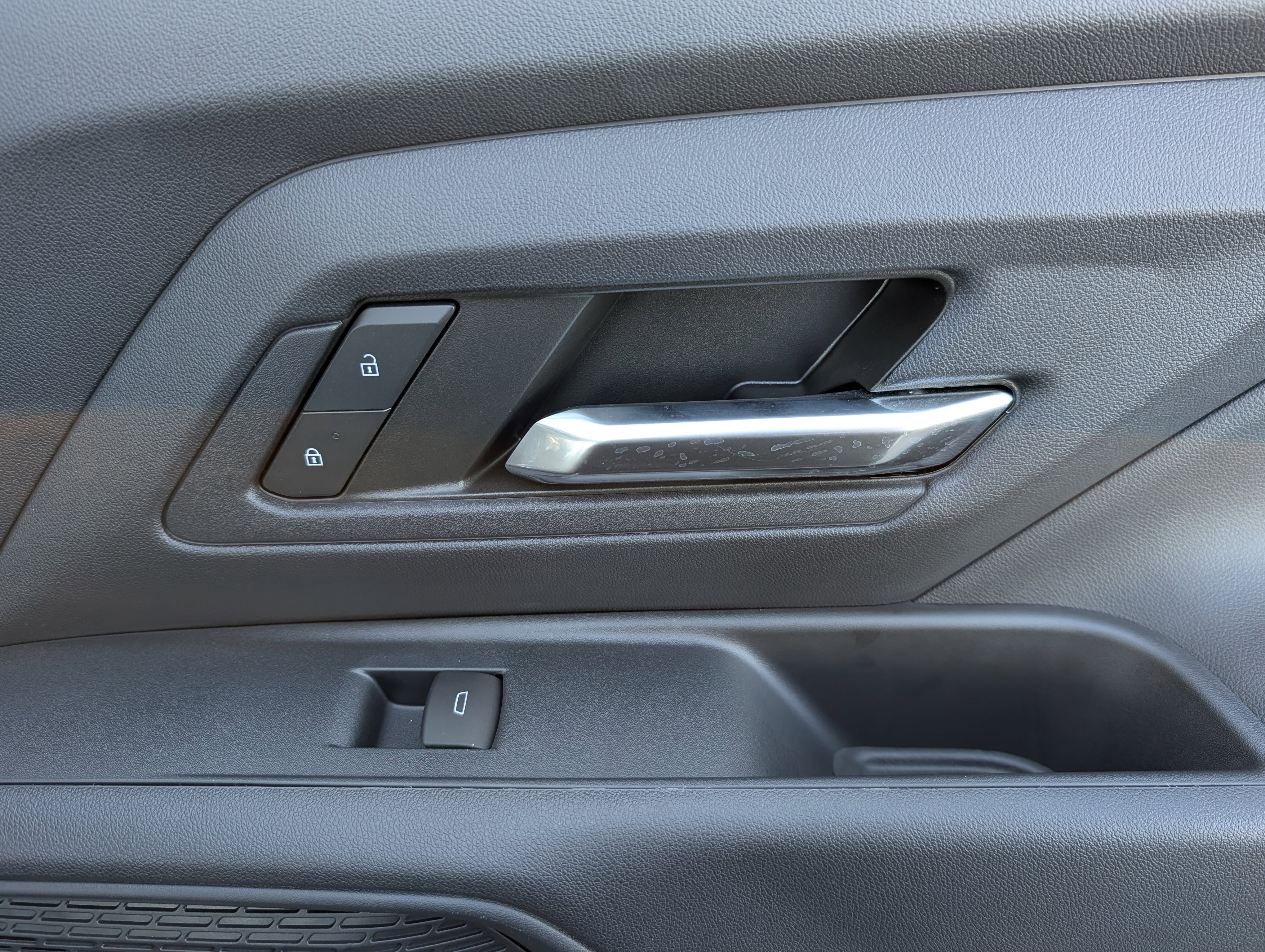 Used 2024 Chevrolet Silverado EV W/T image 21