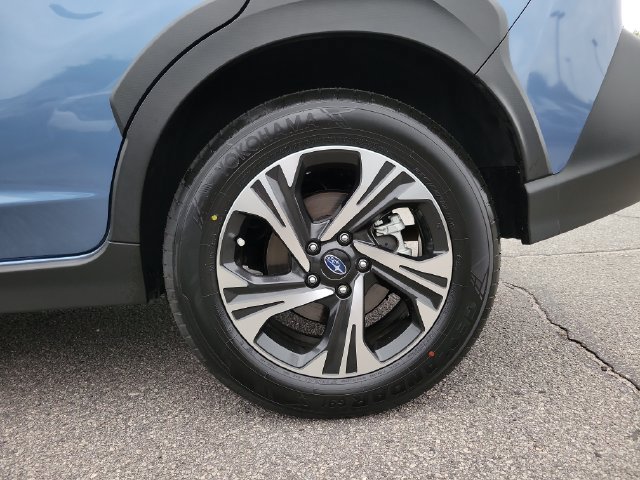 Certified 2024 Subaru Crosstrek 2.0i Premium AWD/4WD image 11