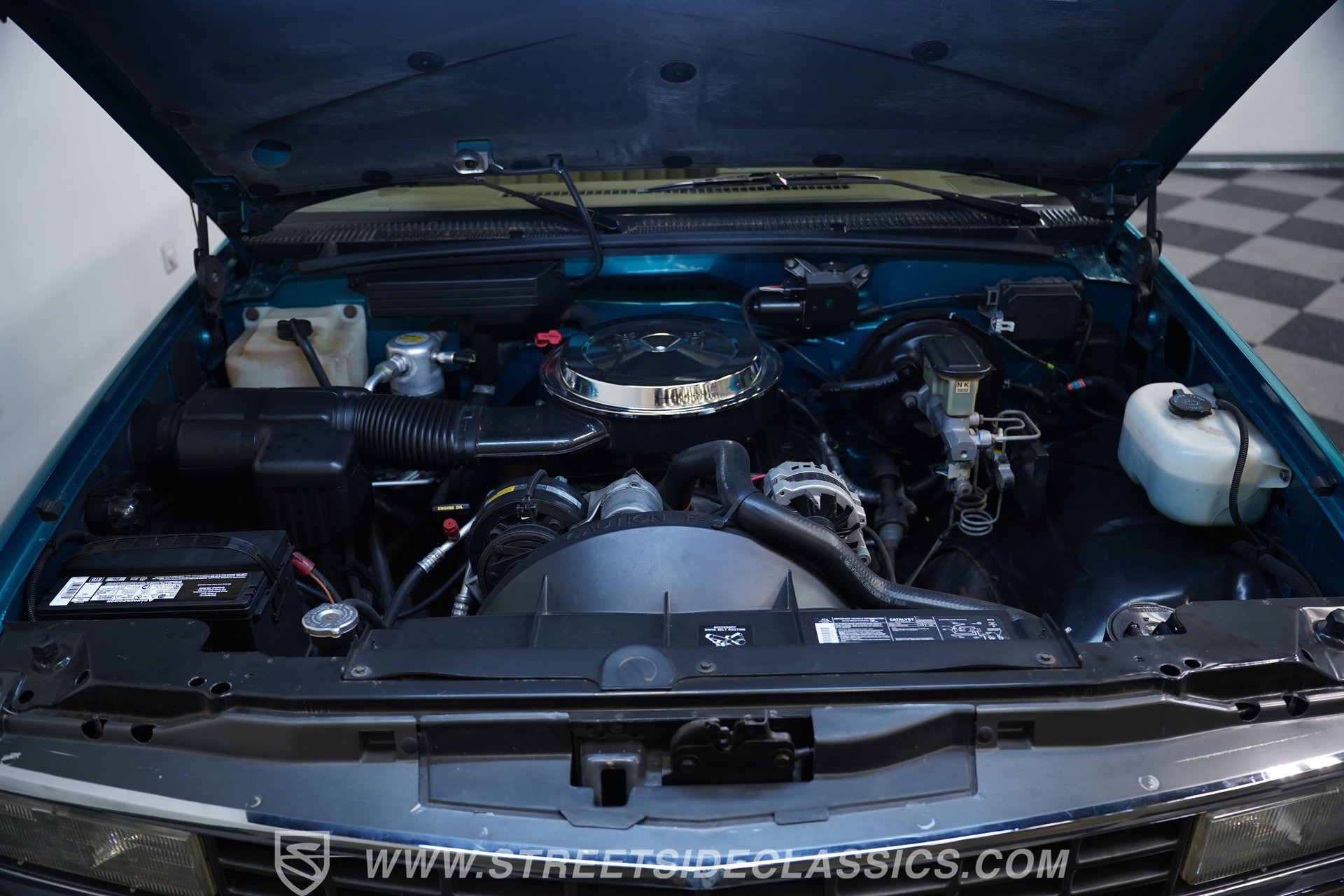 Used 1993 Chevrolet Silverado 1500 4x4 Regular Cab image 3