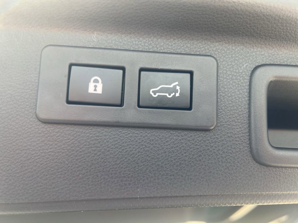 Used 2023 Subaru Forester Limited AWD/4WD image 21