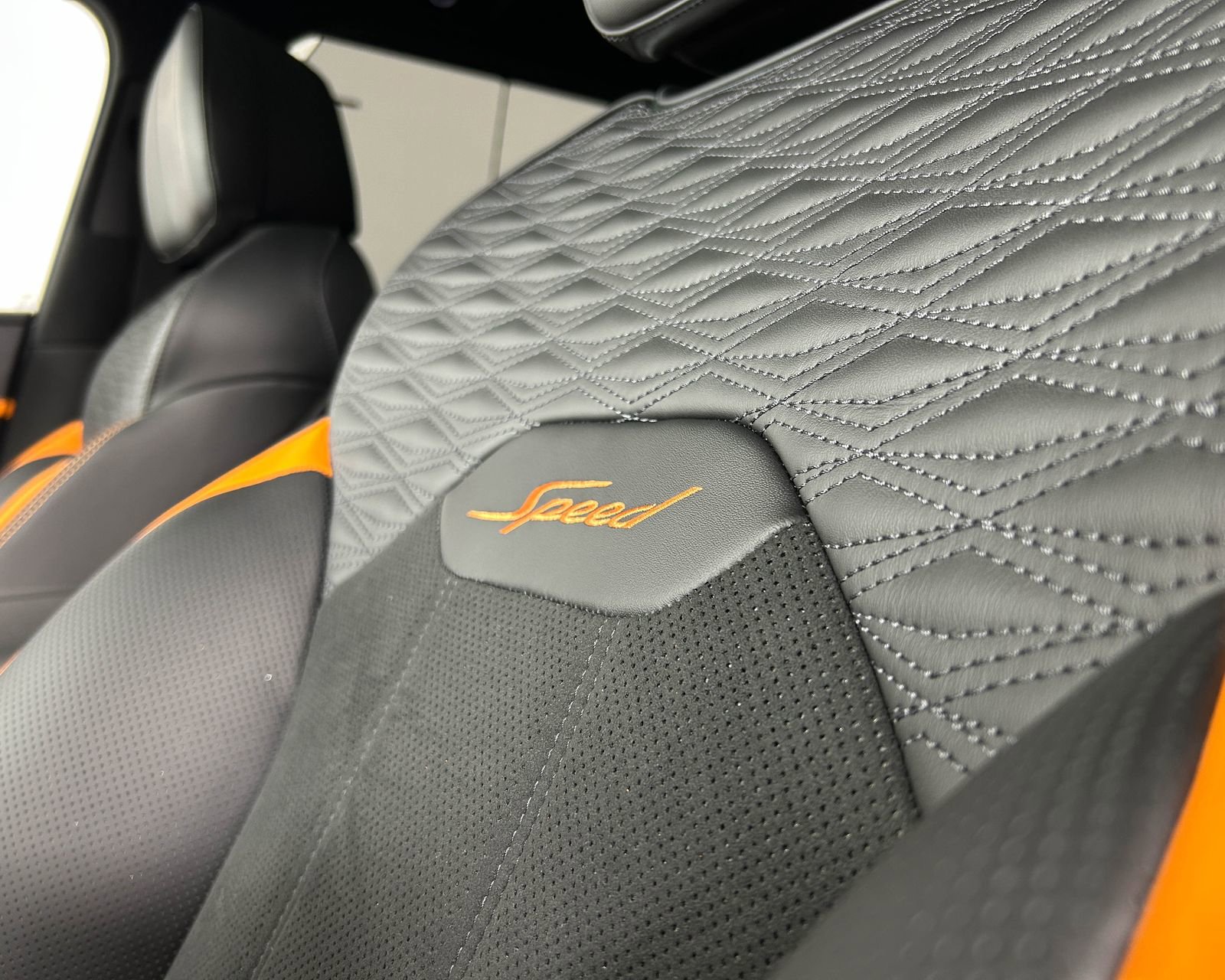 New 2026 Bentley Bentayga Speed image 18