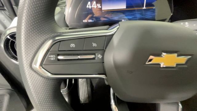 Used 2025 Chevrolet Equinox EV LT FWD image 21