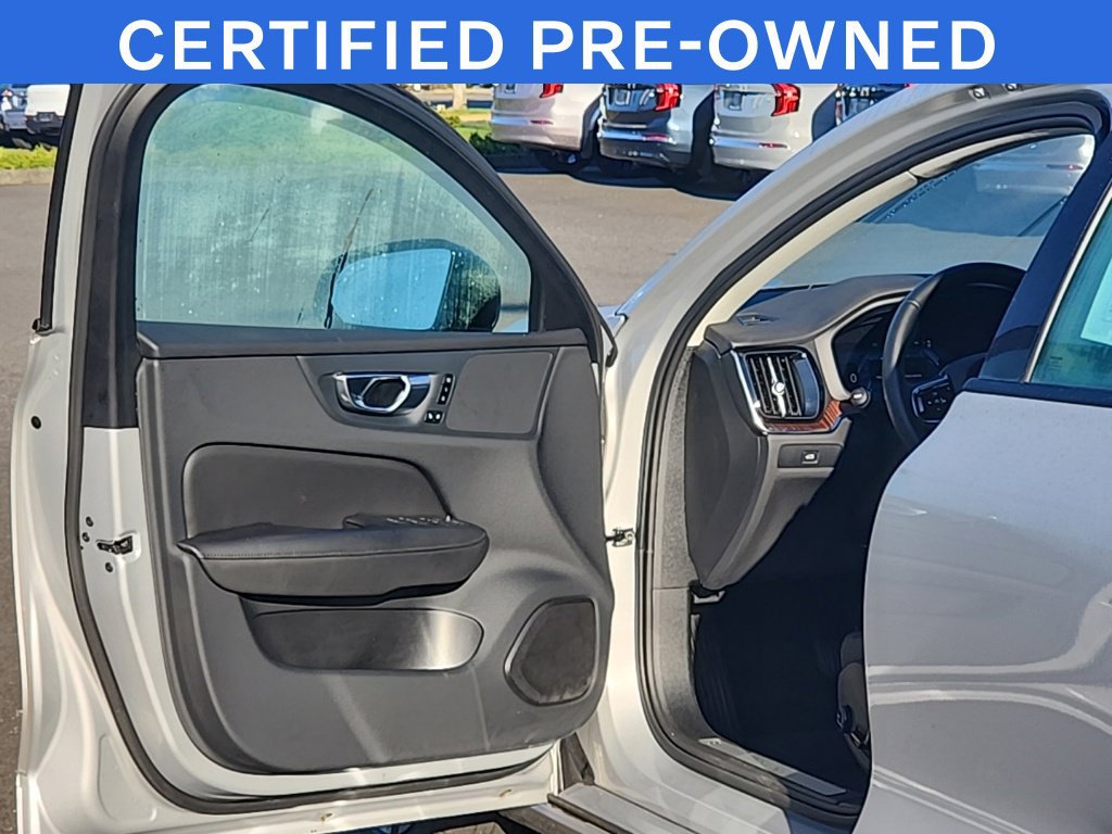 Used 2024 Volvo S60 B5 Plus AWD/4WD image 9
