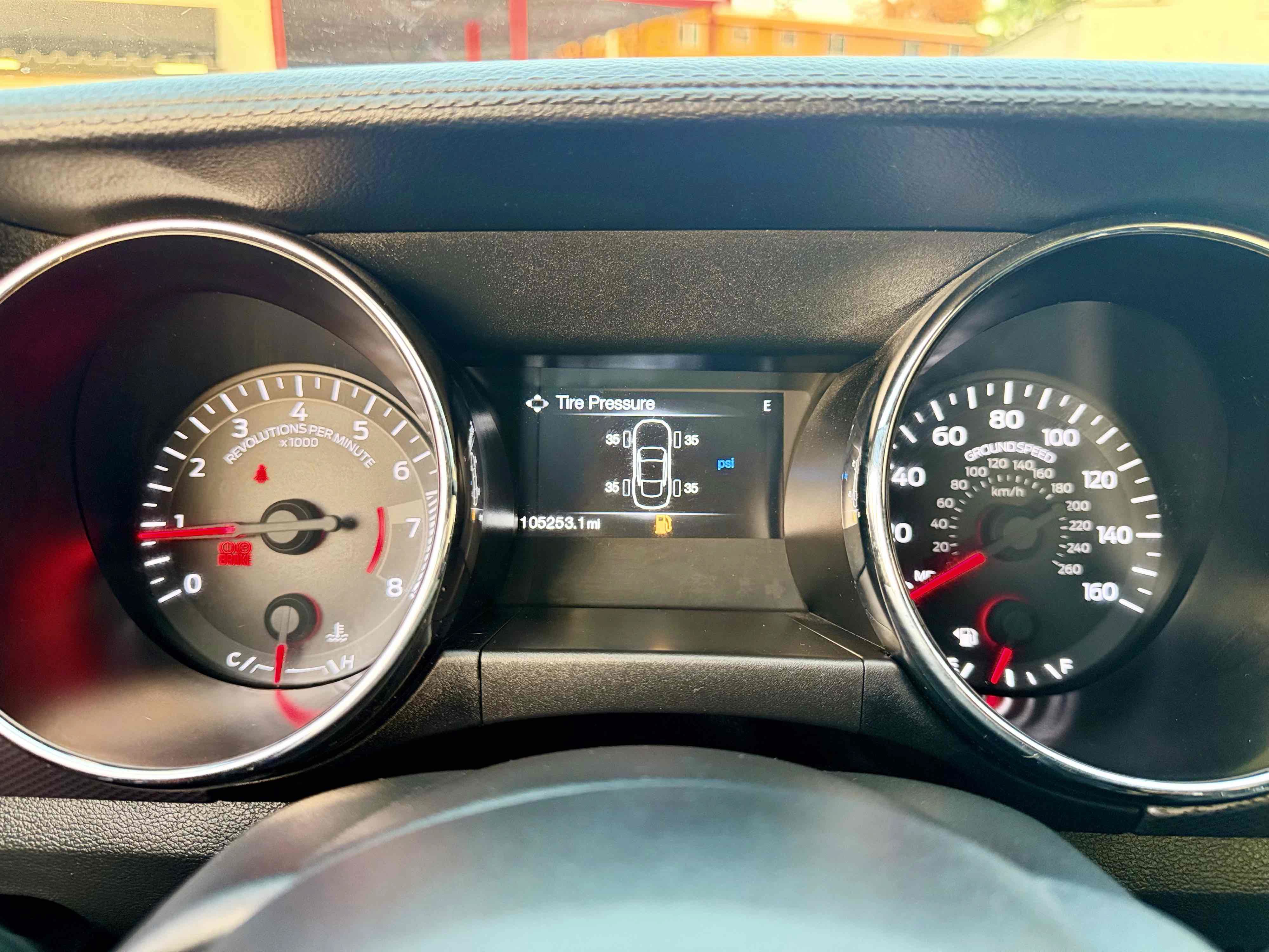 Used 2017 Ford Mustang Coupe RWD image 18