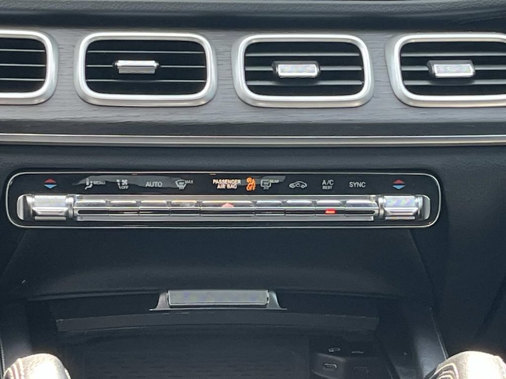 Used 2020 Mercedes-Benz GLS 450 4MATIC image 16