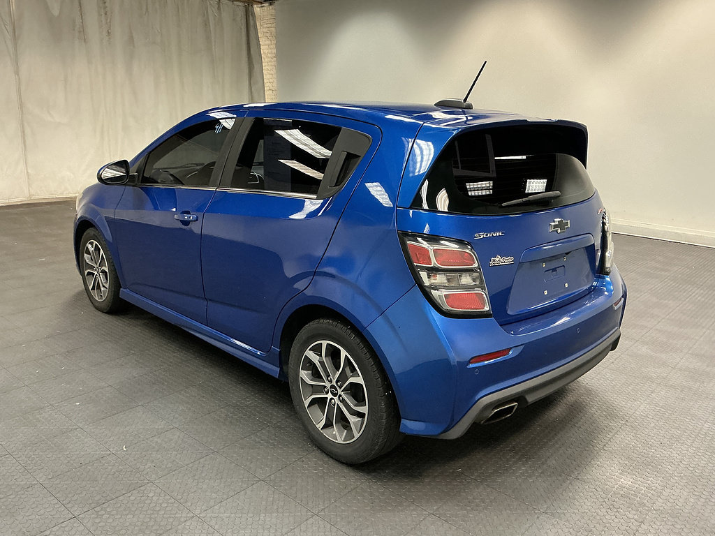 Used 2019 Chevrolet Sonic LT w/ Convenience Package FWD image 3