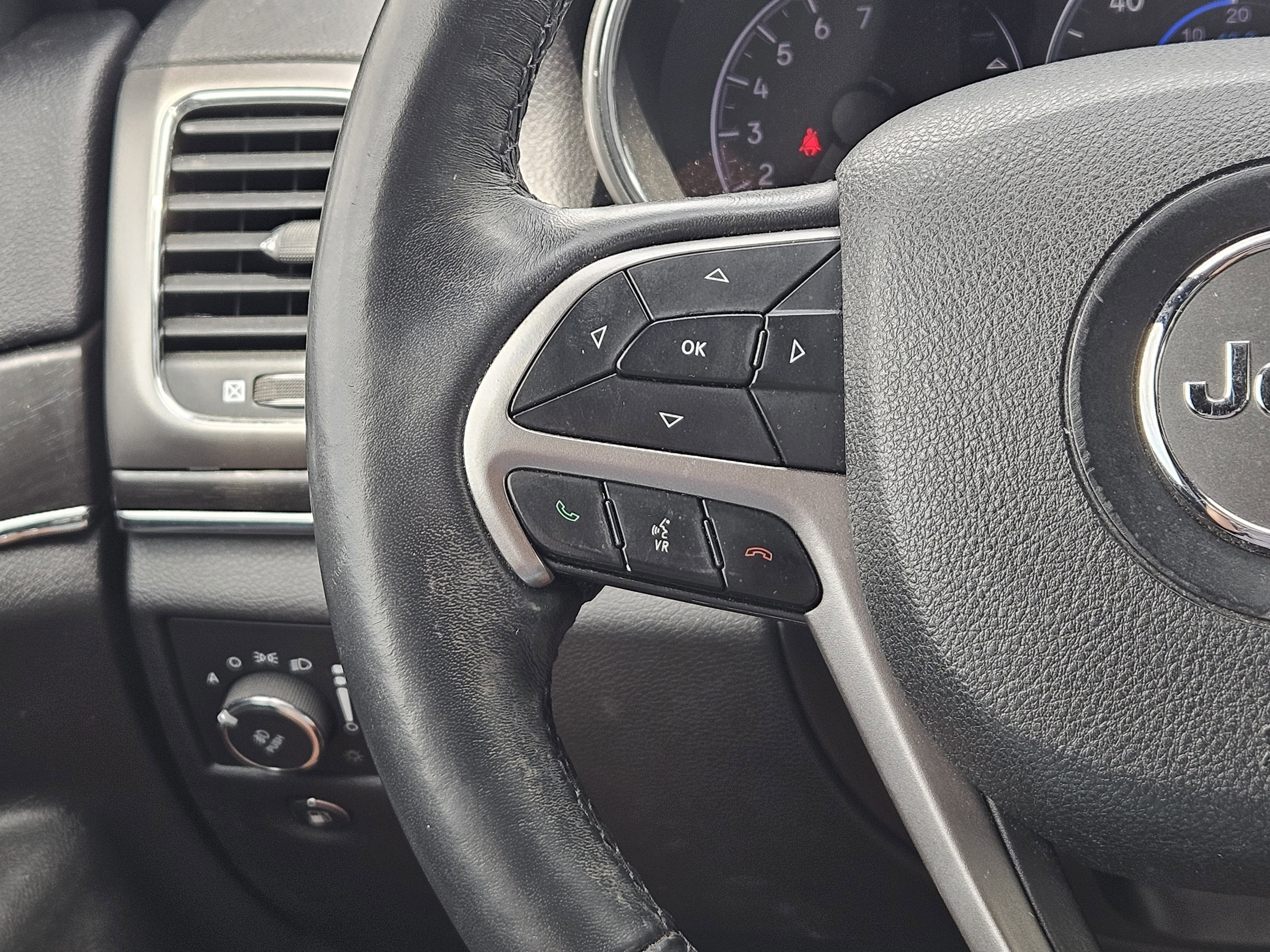 Used 2018 Jeep Grand Cherokee Limited w/ Luxury Group II RWD image 27