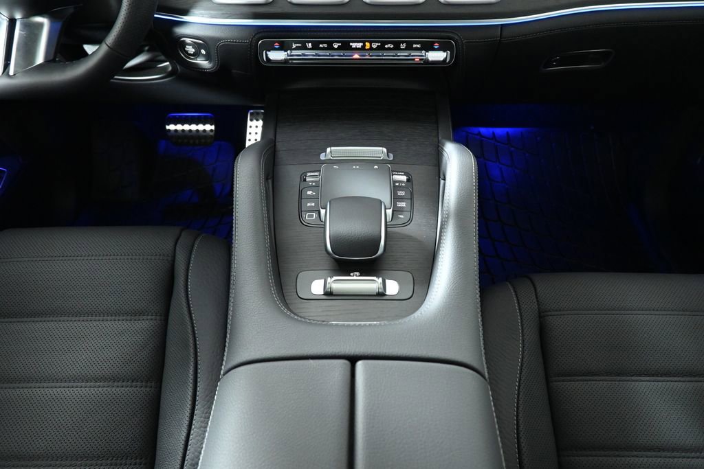 New 2026 Mercedes-Benz GLS 580 4MATIC image 19