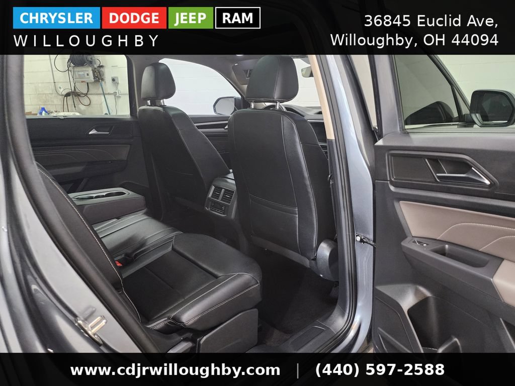Used 2021 Volkswagen Atlas SE w/ Panoramic Sunroof Package AWD/4WD image 34
