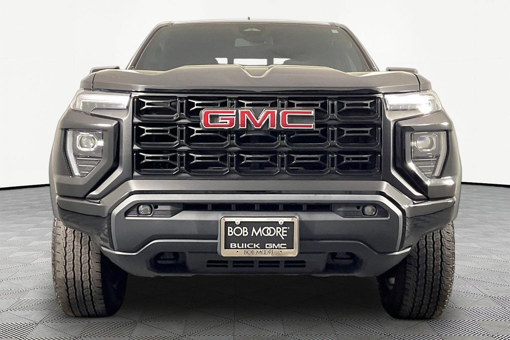 Used 2024 GMC Canyon Elevation w/ Elevation Premium Package AWD/4WD image 2