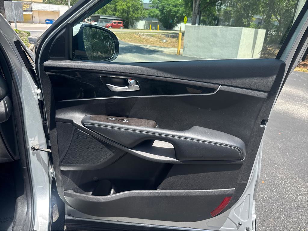 Used 2018 Kia Sorento L FWD image 19