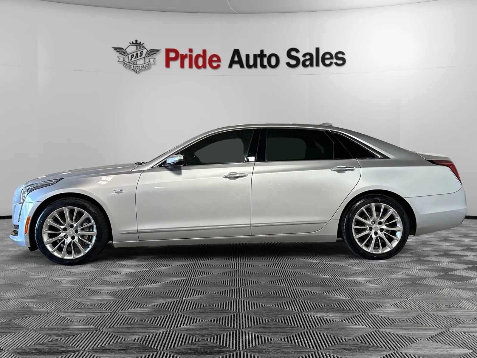 Used 2017 Cadillac CT6 3.6 AWD image 4