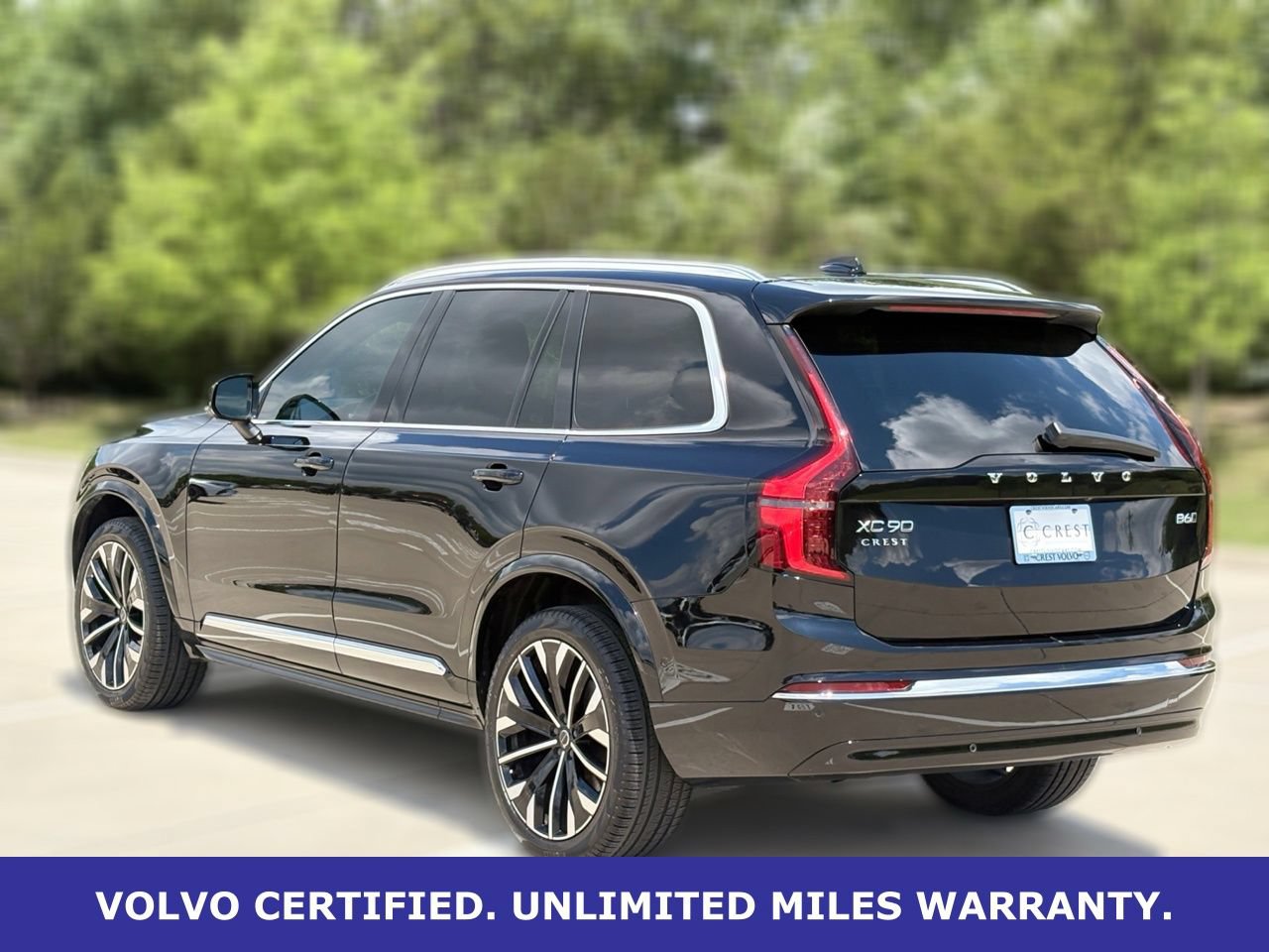 Certified 2025 Volvo XC90 B6 Plus AWD/4WD image 7